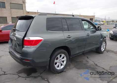2013 Toyota Highlander Se V6 z USA, uszkodzony, nr VIN 5TDZK3EH7DS139420